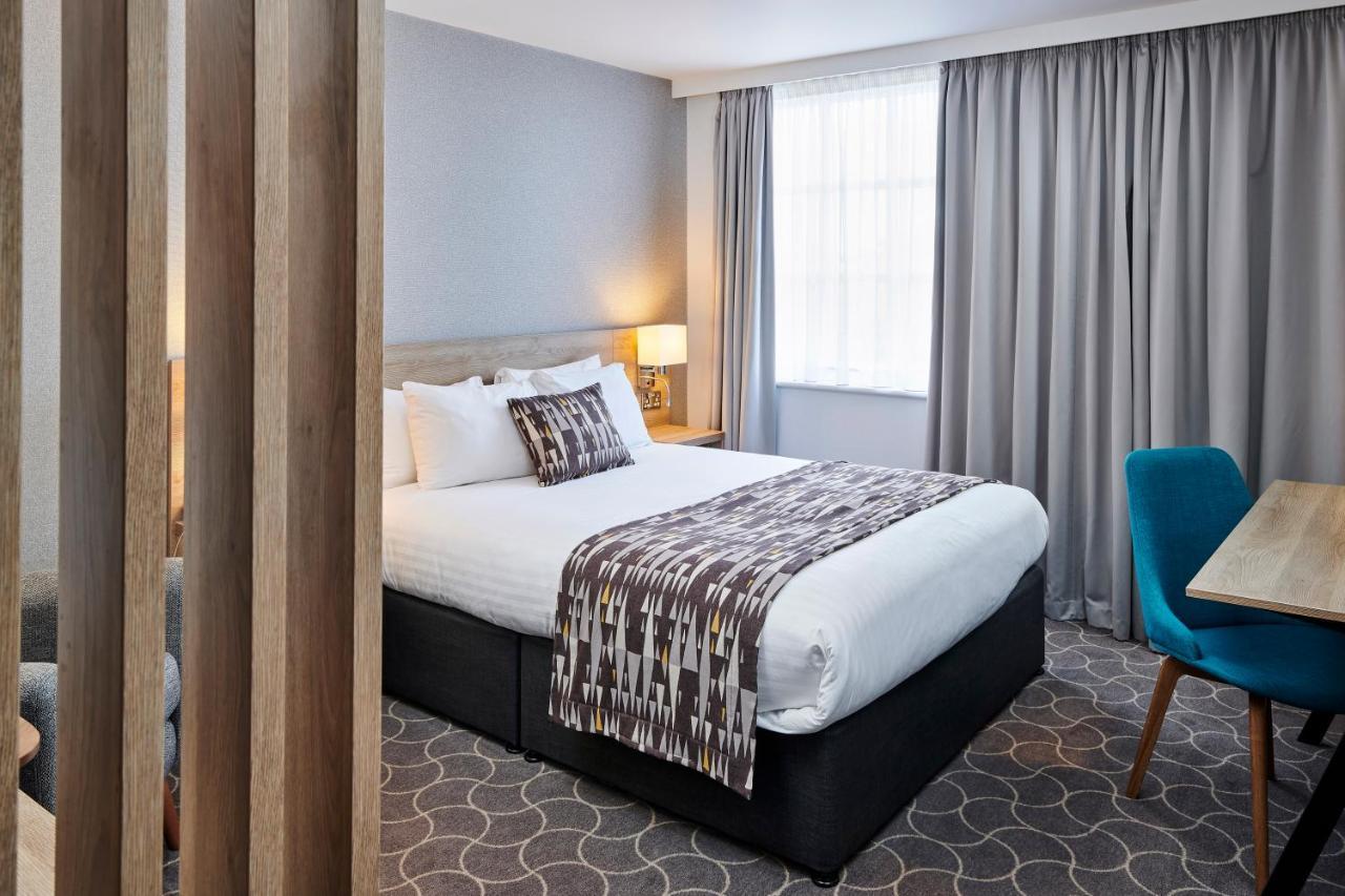 Holiday Inn Ellesmere Port/Cheshire Oaks By Ihg Ngoại thất bức ảnh