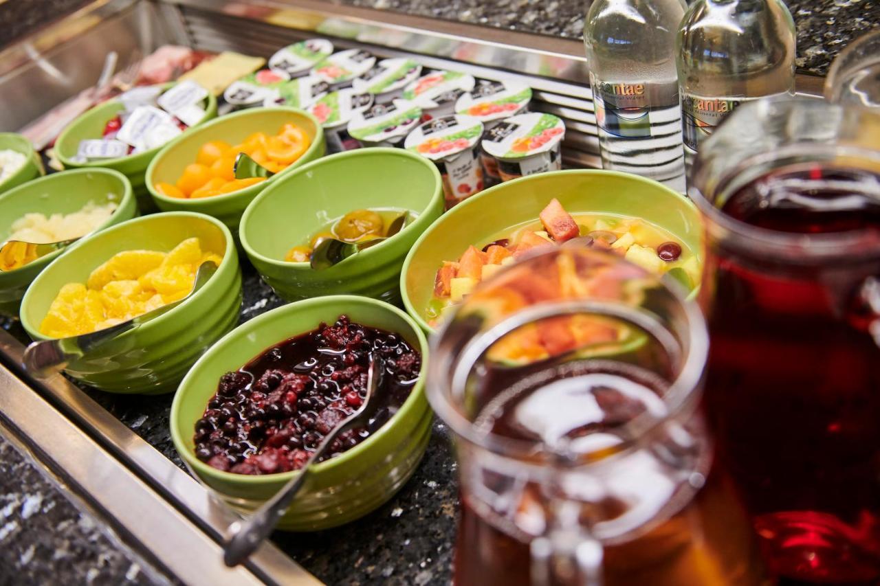 Holiday Inn Ellesmere Port/Cheshire Oaks By Ihg Ngoại thất bức ảnh