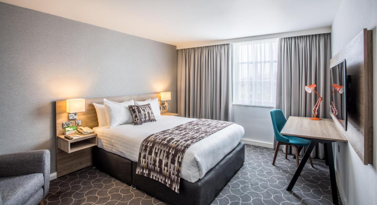 Holiday Inn Ellesmere Port/Cheshire Oaks By Ihg Ngoại thất bức ảnh