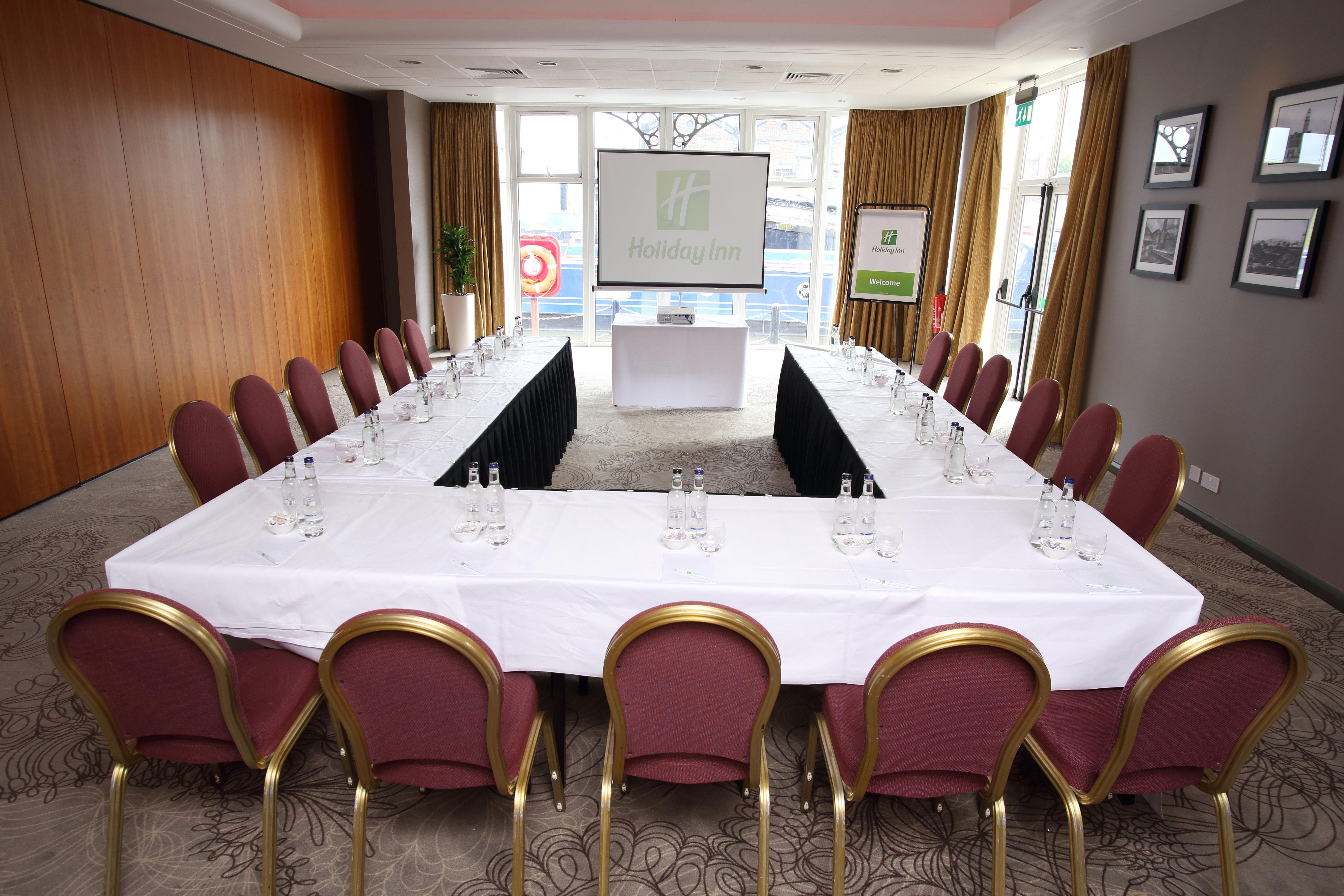 Holiday Inn Ellesmere Port/Cheshire Oaks By Ihg Ngoại thất bức ảnh