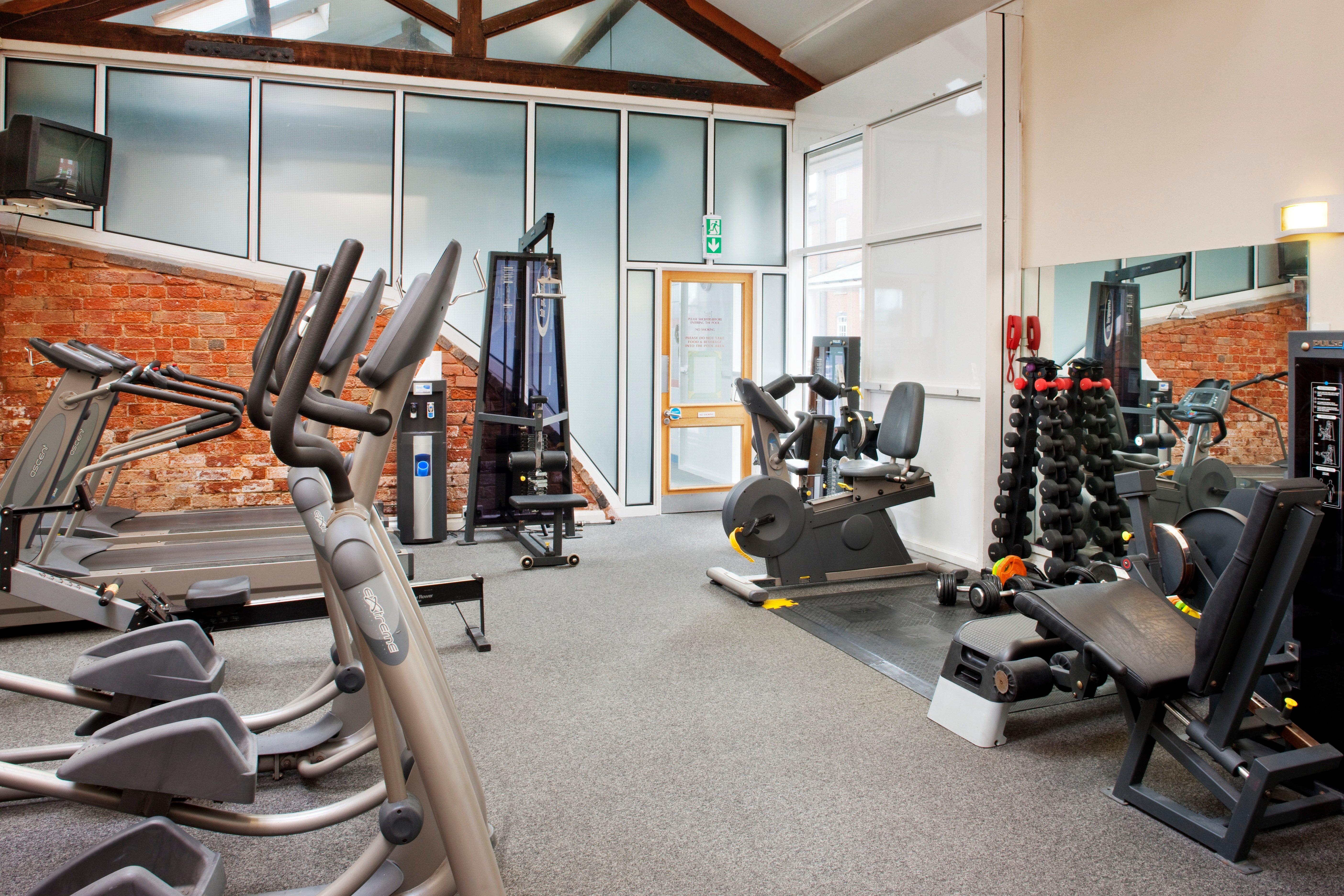 Holiday Inn Ellesmere Port/Cheshire Oaks By Ihg Ngoại thất bức ảnh
