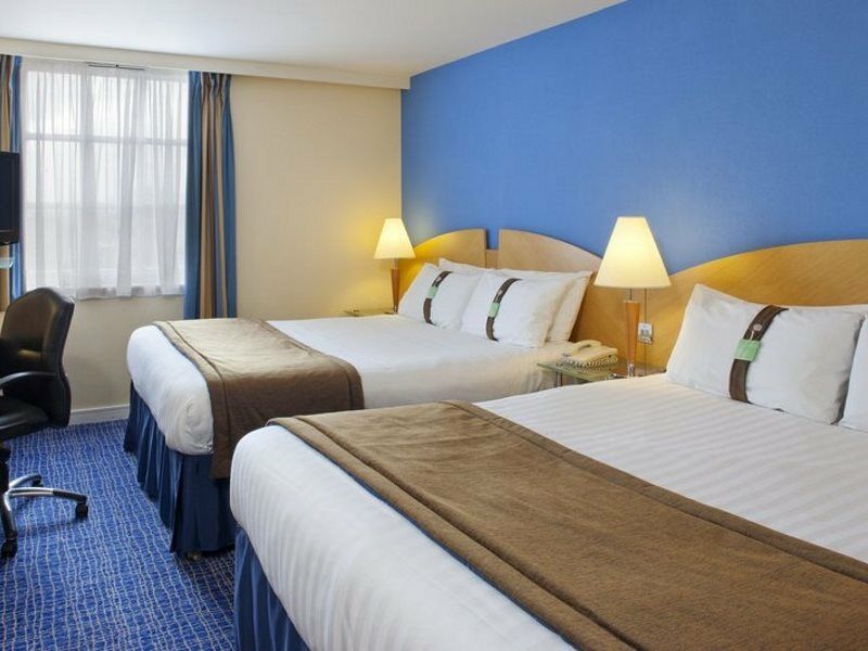 Holiday Inn Ellesmere Port/Cheshire Oaks By Ihg Ngoại thất bức ảnh